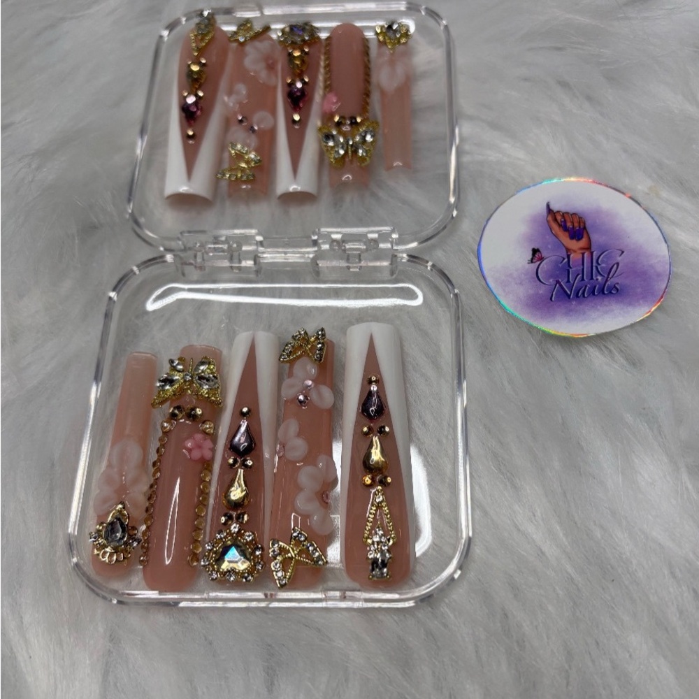 Chic Pink and Gold Press-On Nails